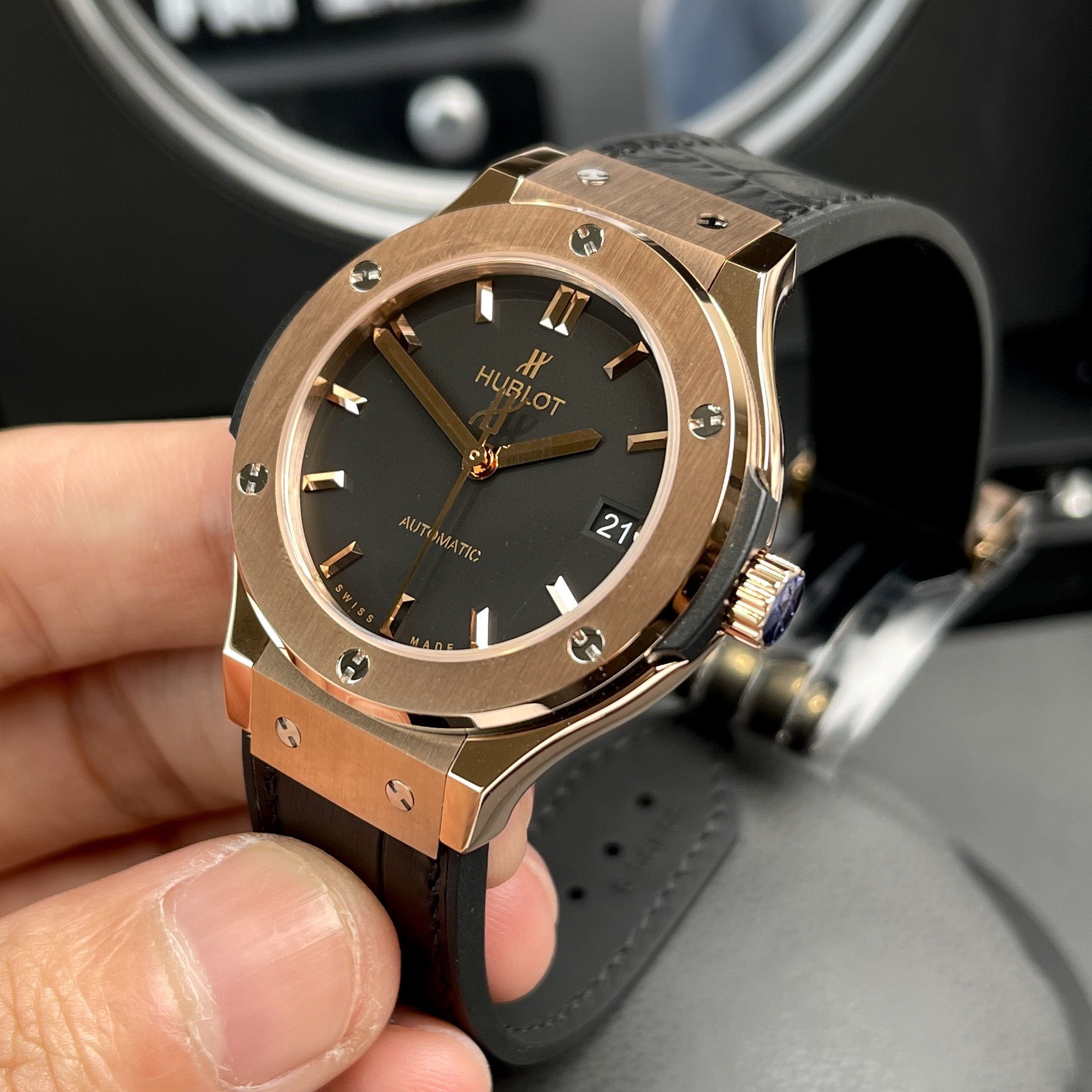 Đồng Hồ Hublot Classic Fusion King Gold Black Size 38mm Like Auth