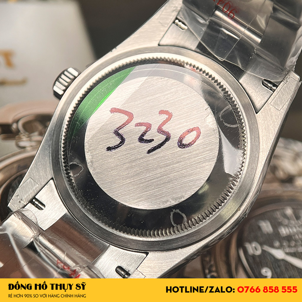 Đồng Hồ Rolex Siêu Cấp Oyster Perprtual 126000