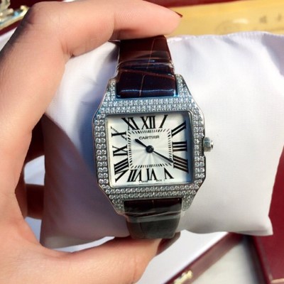 Chiếc đồng hồ Cartier fake 1:1