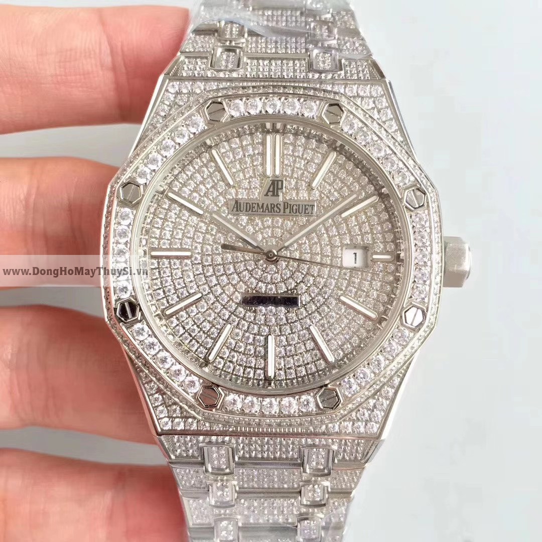 Đồng hồ Audemars Piguet replica là gì? Giá bán của đồng hồ Audemars Piguet replica