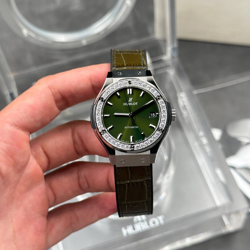 Đồng Hồ BST Hublot Classic Fusion  - 38mm phiên bản niềng đá CZ