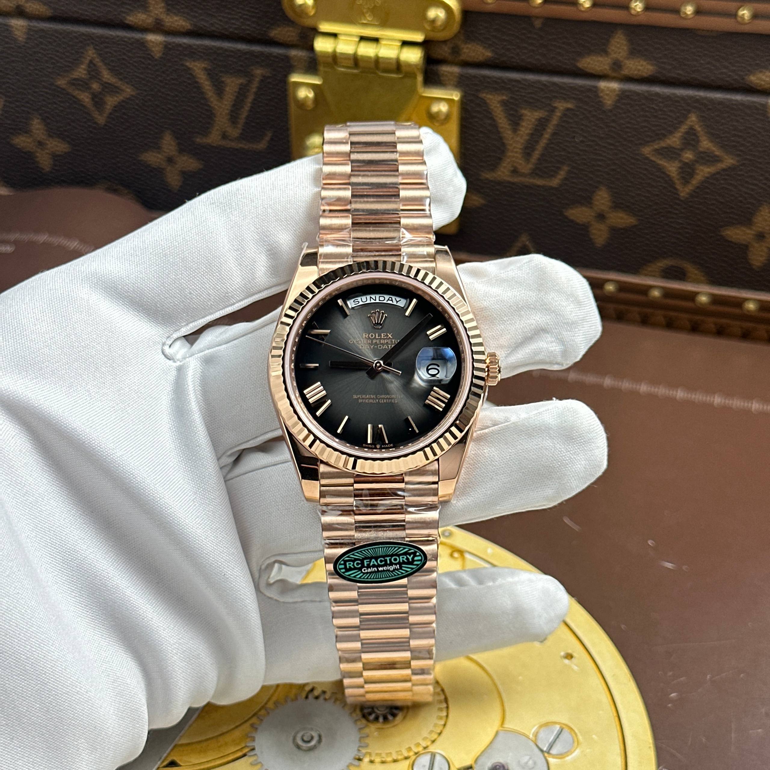 Đồng Hồ BST Rolex Day-Date 40mm phiên bản thép nặng lên tới 210 gram