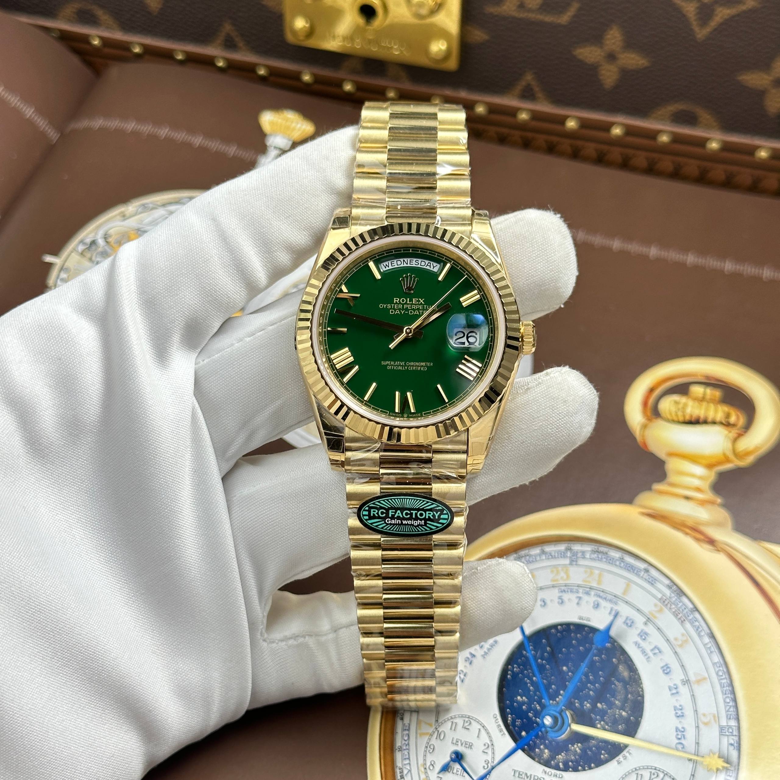 Đồng Hồ BST Rolex Day-Date 40mm phiên bản thép nặng lên tới 210 gram
