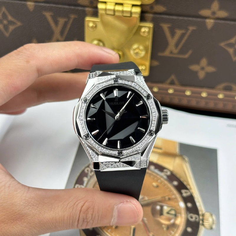 Đồng Hồ Hublot Classic Fusion Orlinski  • size 40mm - độ dày 11mm
