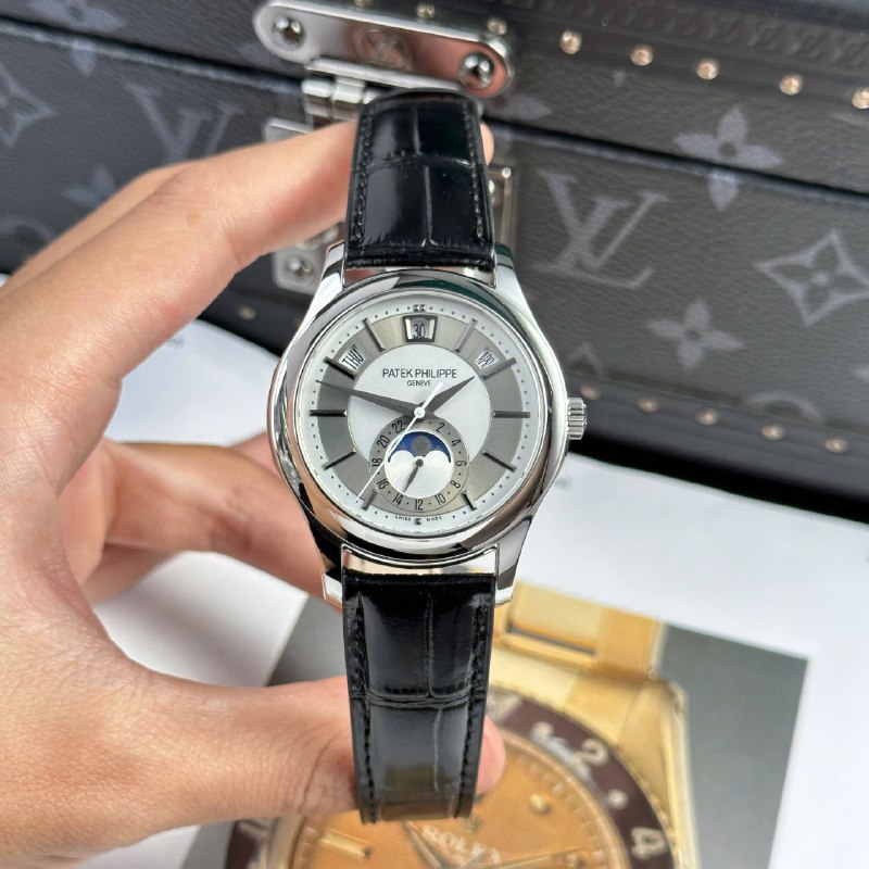 Đồng Hồ Patek Philippe Complications 5205  • size 40mm - độ dày 12mm