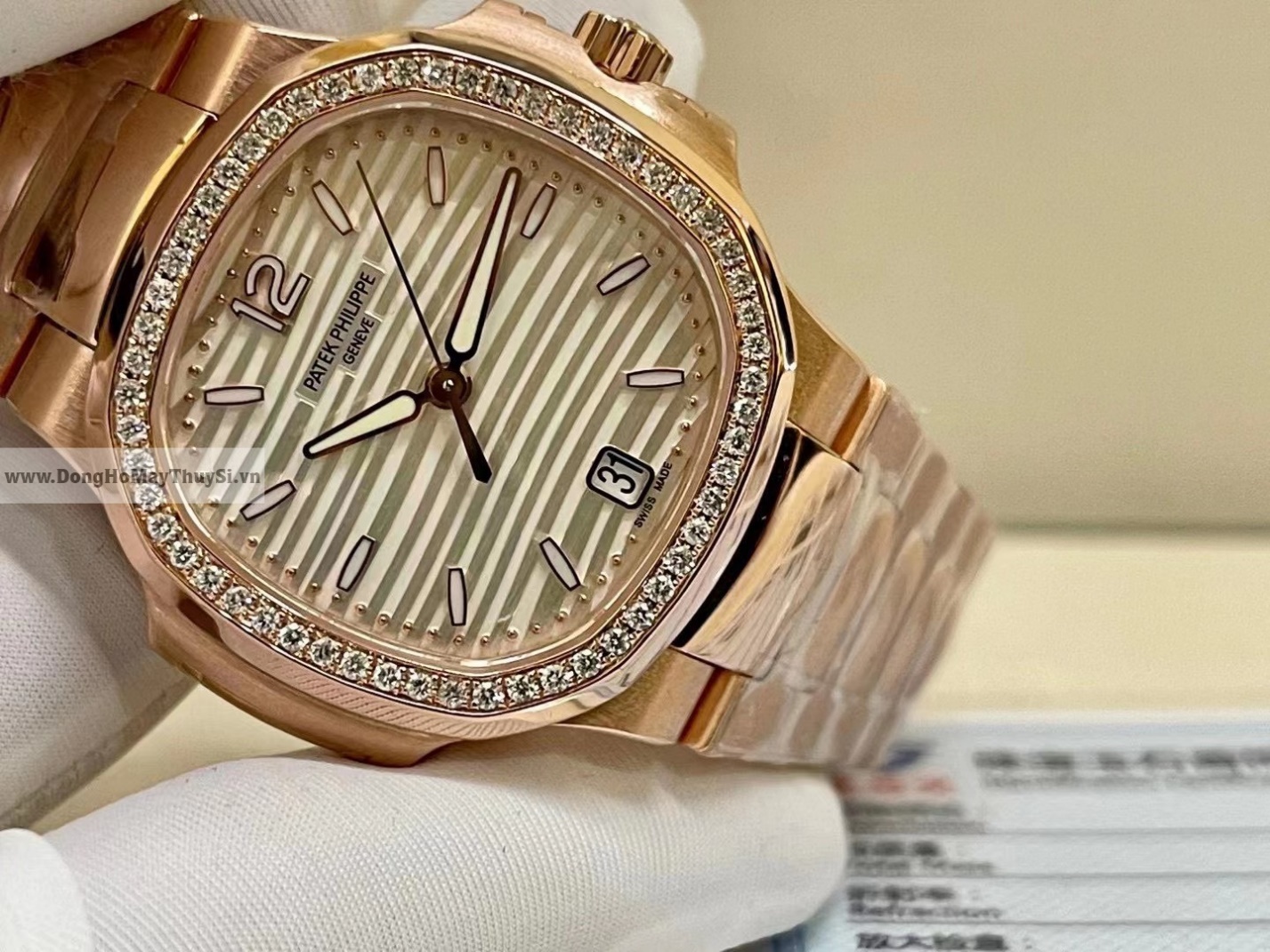 Đồng hồ Patek Philippe replica là gì? Điều cần lưu ý khi mua Patek Philippe replica