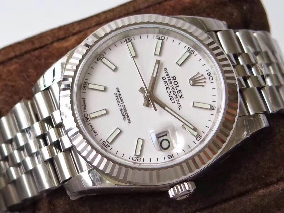 Đồng Hồ Rolex Datejust 126234 Fake 1:1 chịu nước tốt