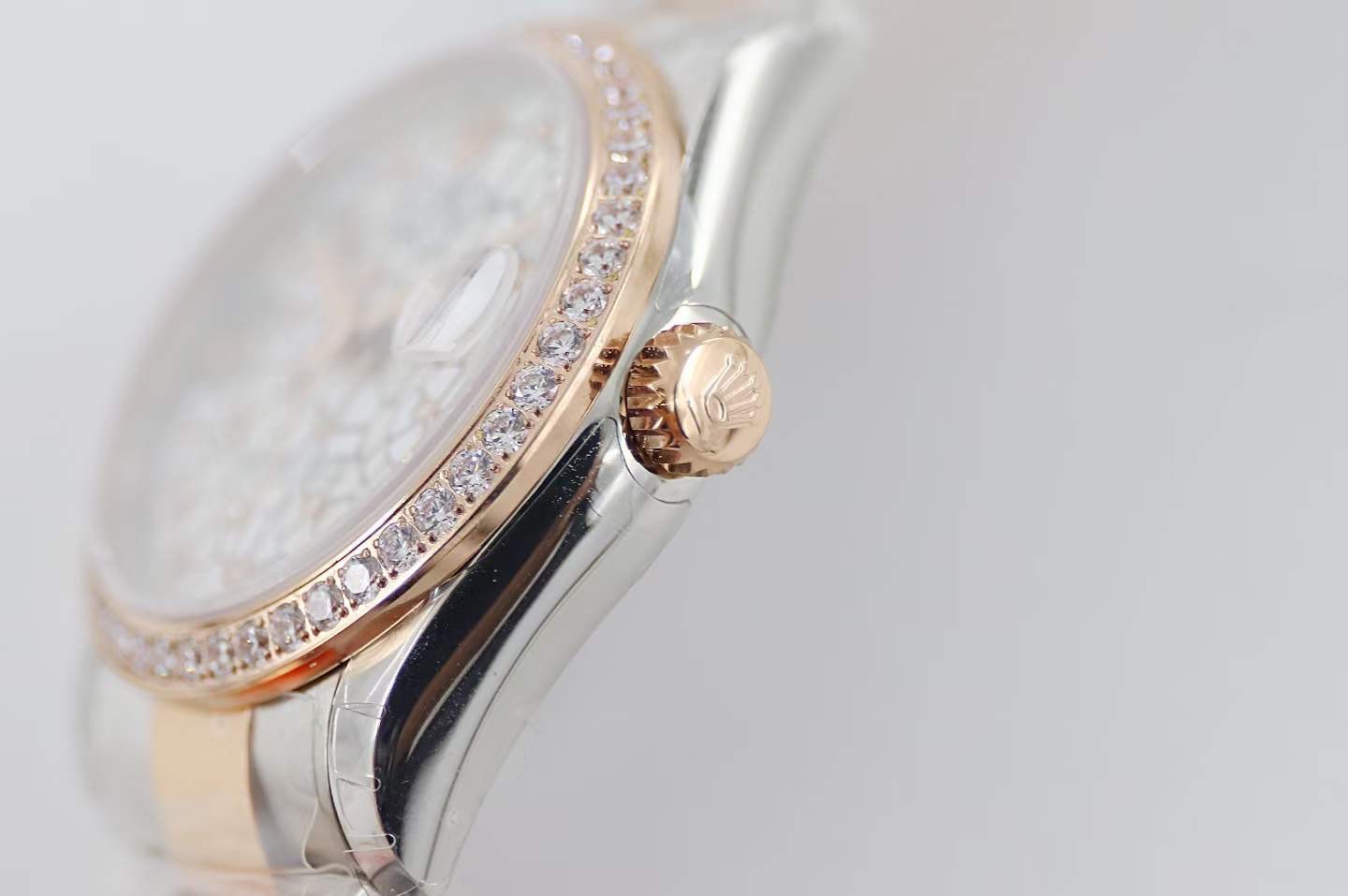 Tất cả chi tiết Đồng Hồ Rolex Datejust 278381 Replica 1:1 được xử lý chỉnh chu