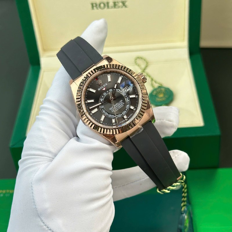 Đồng Hồ Rolex Sky-Dweller  • size 42mm - độ dày 15mm