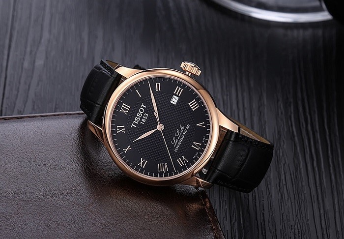 Đồng hồ Thụy Sỹ chính hãng Tissot Auth và Fake khác nhau điểm nào?