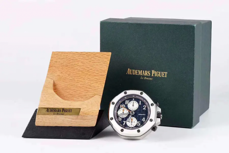 Giới thiệu hai chiếc đồng hồ để bàn Audemars Piguet cổ điển
