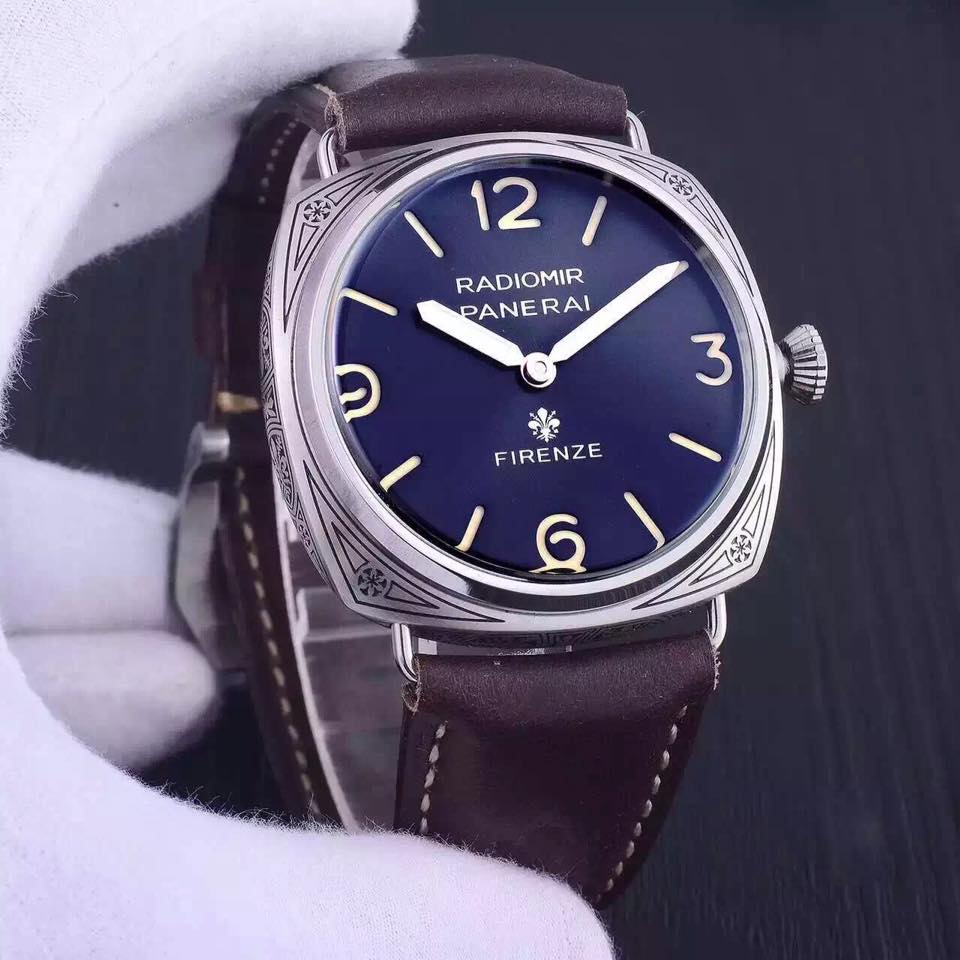 Khám phá chi tiết cỗ máy đồng hồ Breitling fake 1