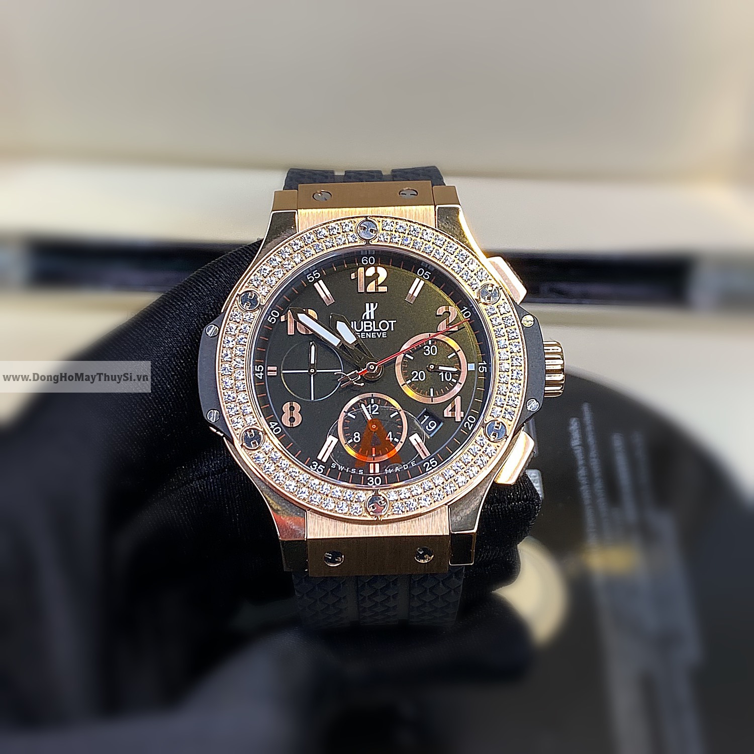 Lý do cần chọn mua đồng hồ Hublot siêu cấp tại cơ sở tin cậy