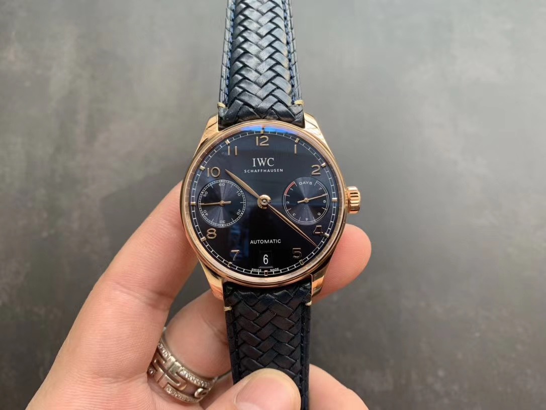 Mách bạn nên mua đồng hồ IWC replica ở đâu tốt