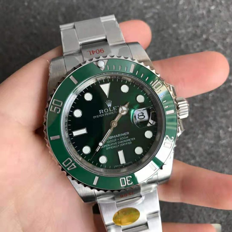 Tìm hiểu chi tiết bản sao Rolex Submariner V12 của Nhà máy Noob được tiết lộ