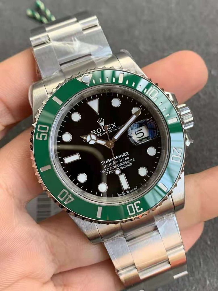 Tìm hiểu chi tiết VS Factory Replica Rolex Submariner 41mm 126610LV với Bộ chuyển động 3235 tùy chỉnh