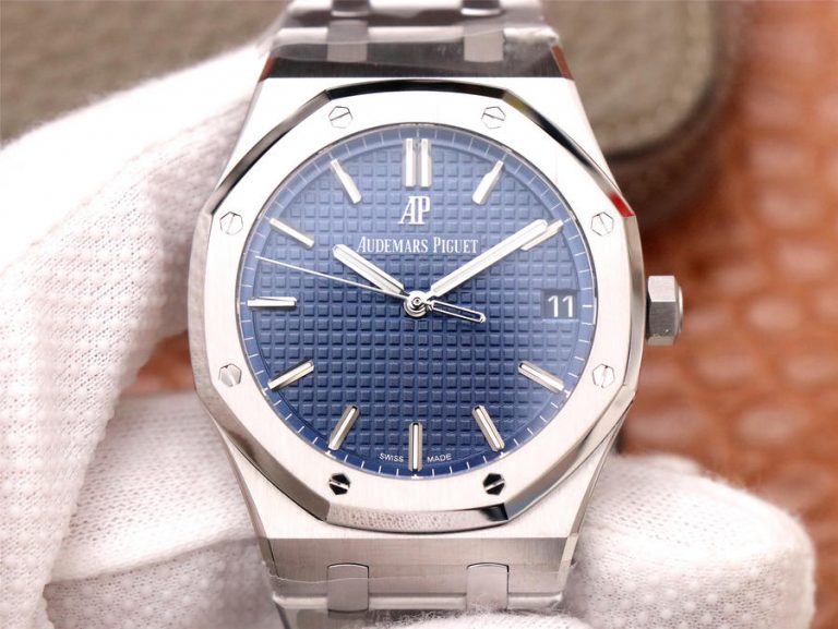 Tìm hiểu hai mẫu đồng hồ ZF Replica Audemars Piguet Royal Oak 41mm 15500 với Blue Dial Clone 4302 Movement