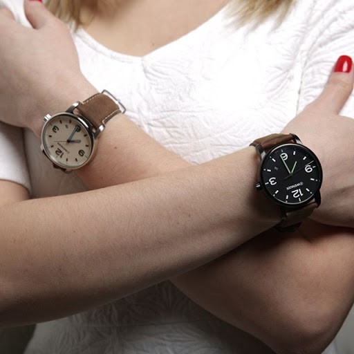 Top 5 thương hiệu đồng hồ Thụy Sỹ nữ dây da hot nhất hiện nay