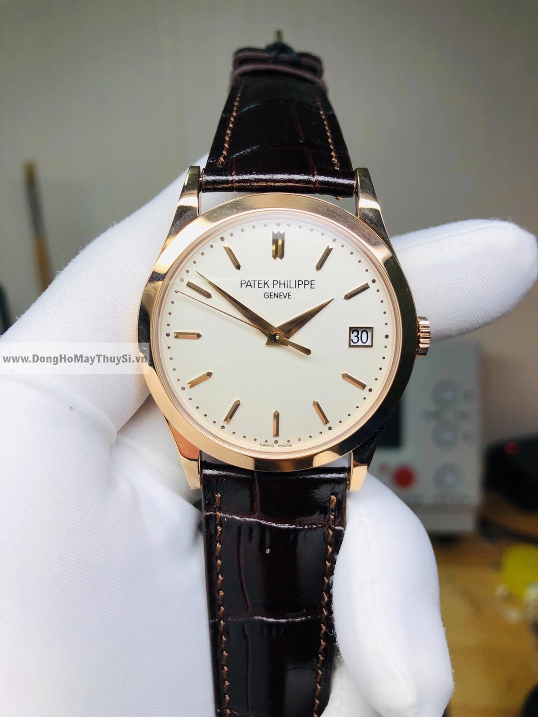Vì sao nên sử dụng đồng hồ Patek Philippe replica TPHCM?
