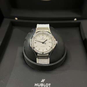 Đồng Hồ Hublot Classic Fusion White Size 38mm Like Auth